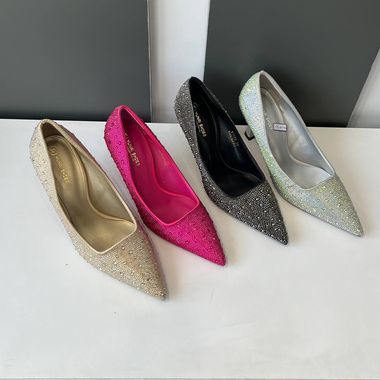 کفش زنانه از برند یونای مدل KZ-3001