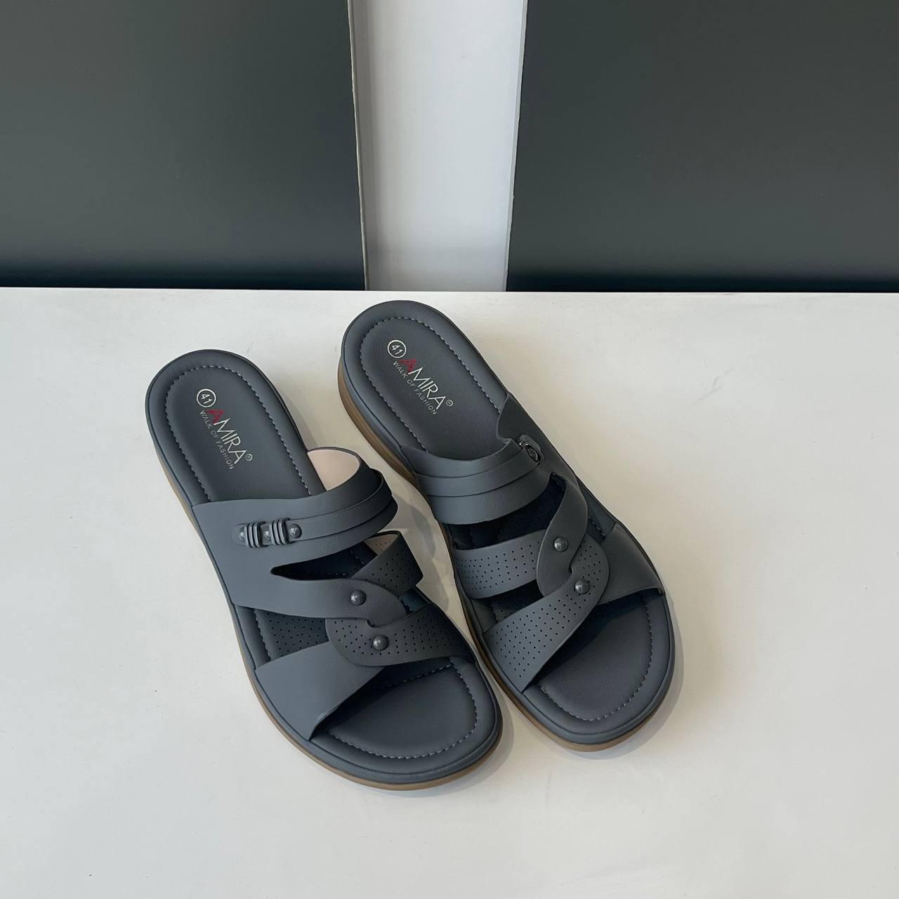 دمپایی امیرا مدل DZ-1003 - تصویر 2